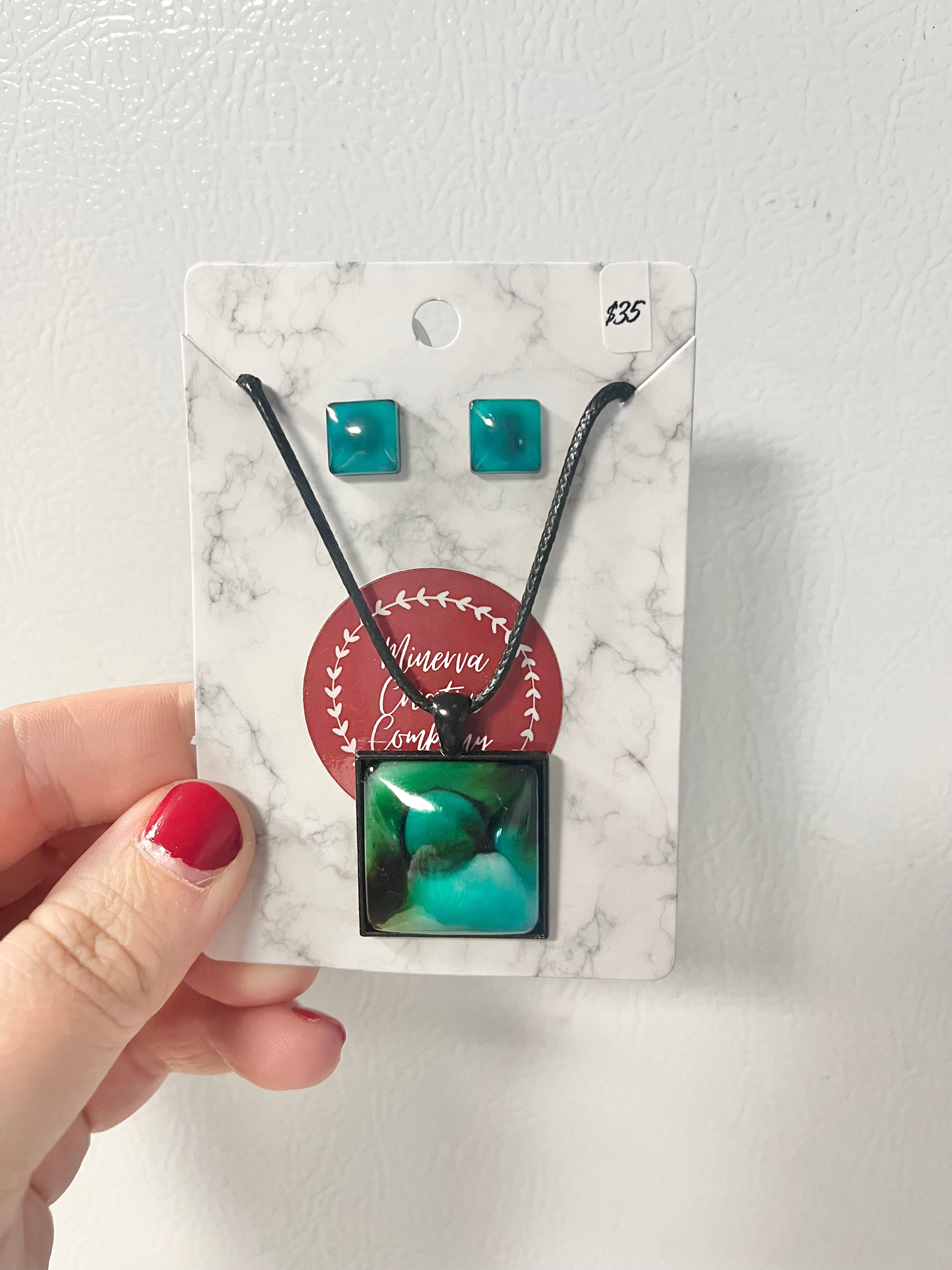 Green squares stud earrings and necklace set