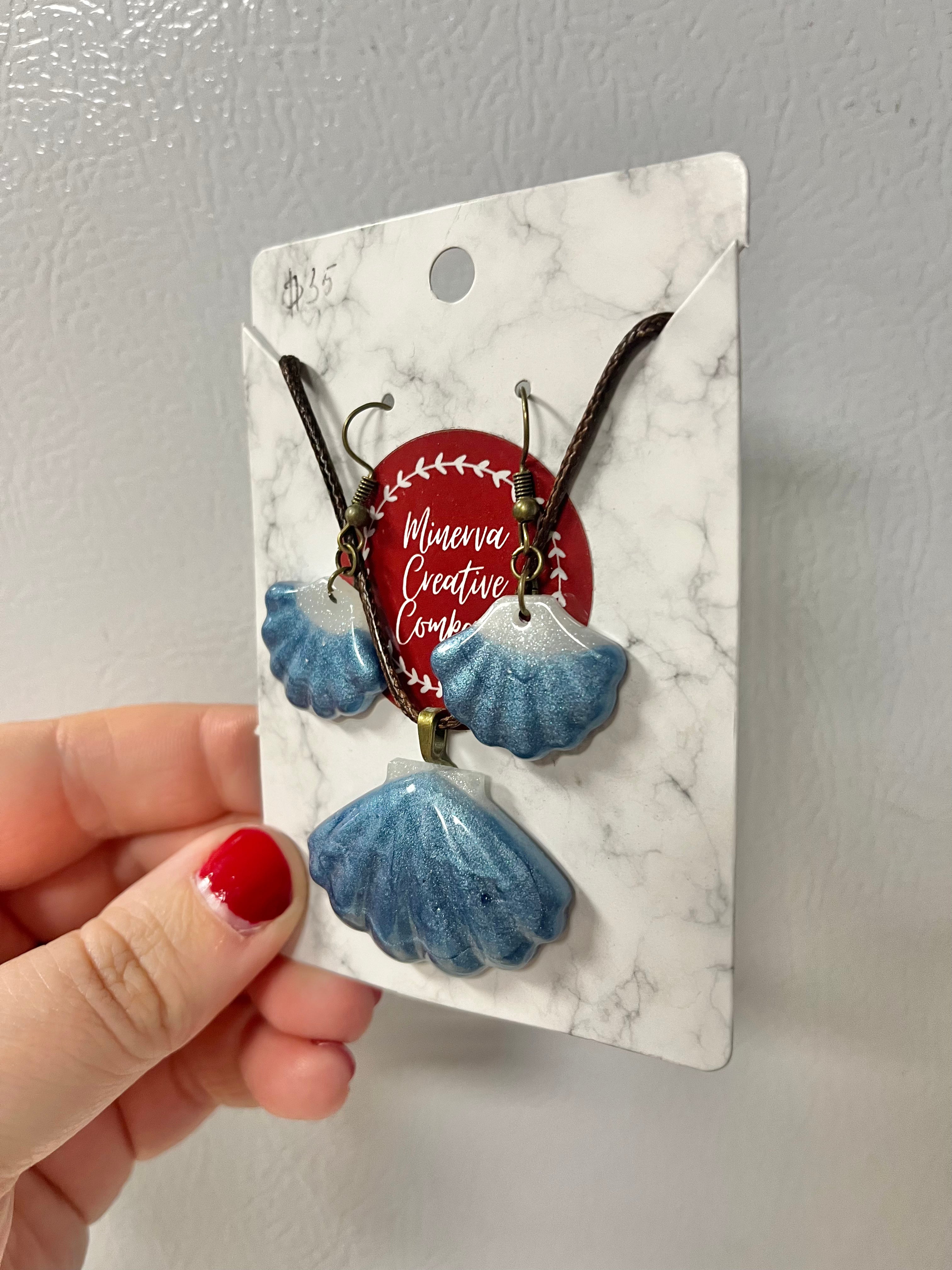 Blue and white seashell earrings and necklace set