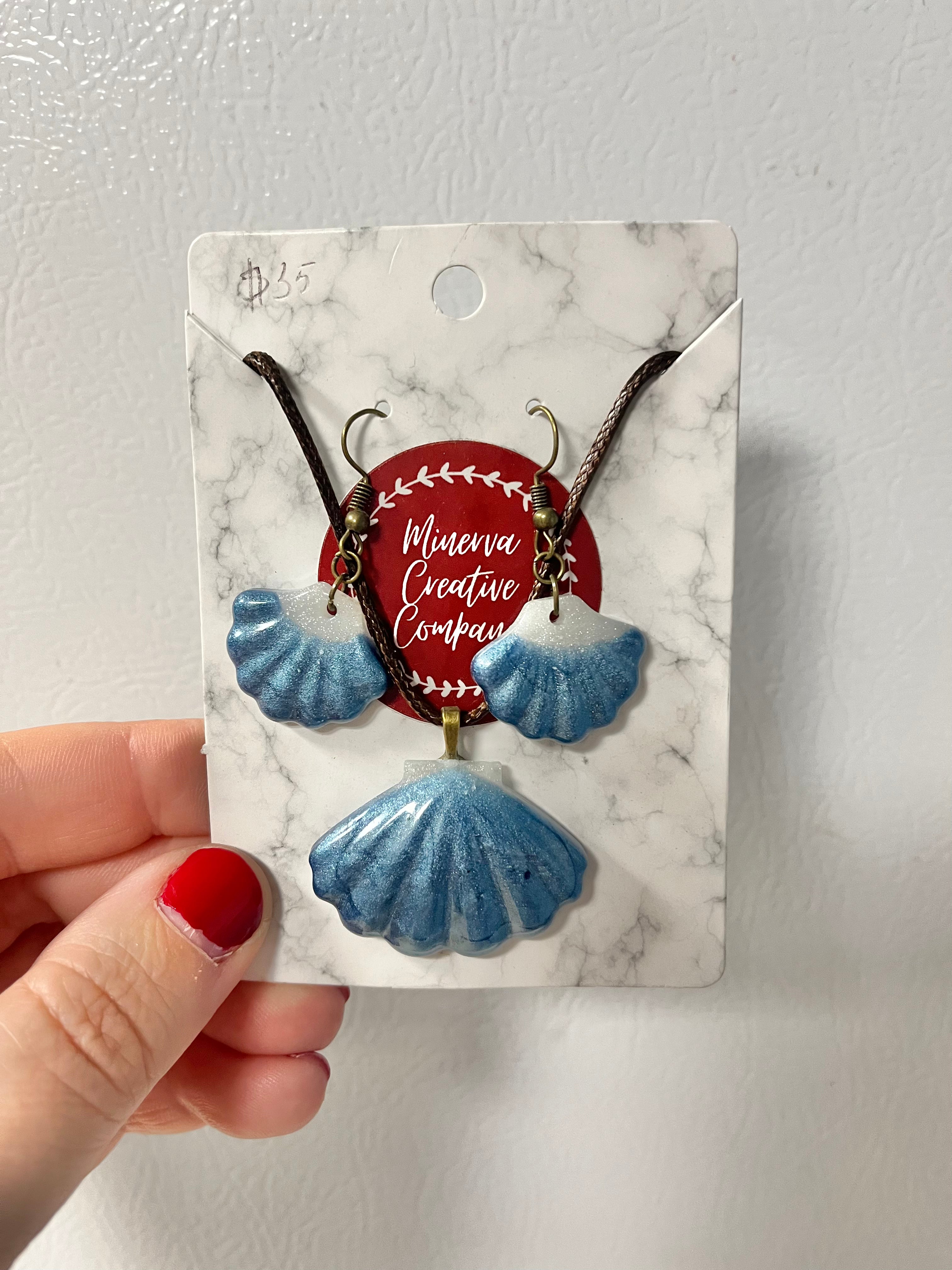 Blue and white seashell earrings and necklace set