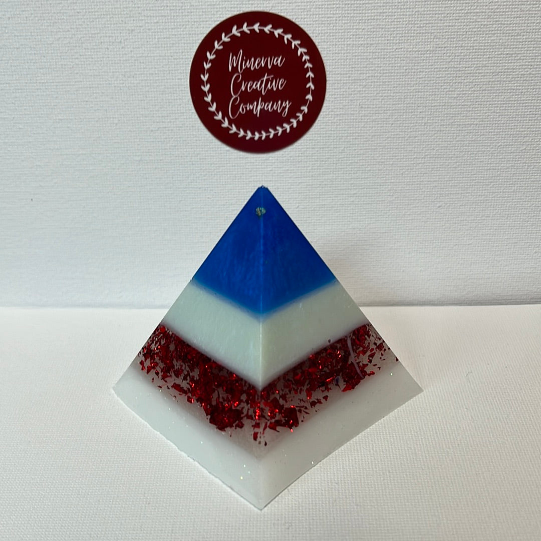 Patriotic small pyramid I