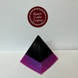 Black and fushia small pyramid